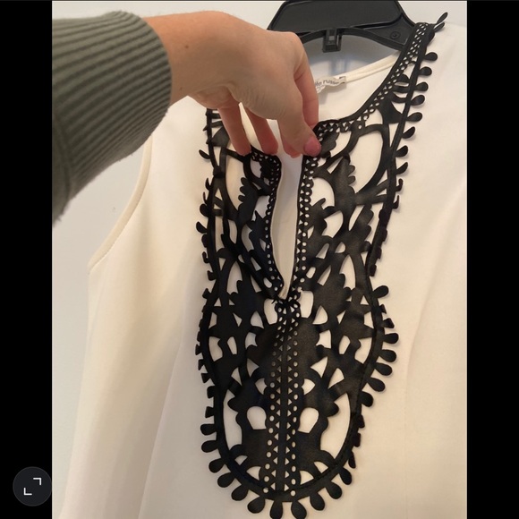 White peplum dress with black detail. - Picture 2 of 3